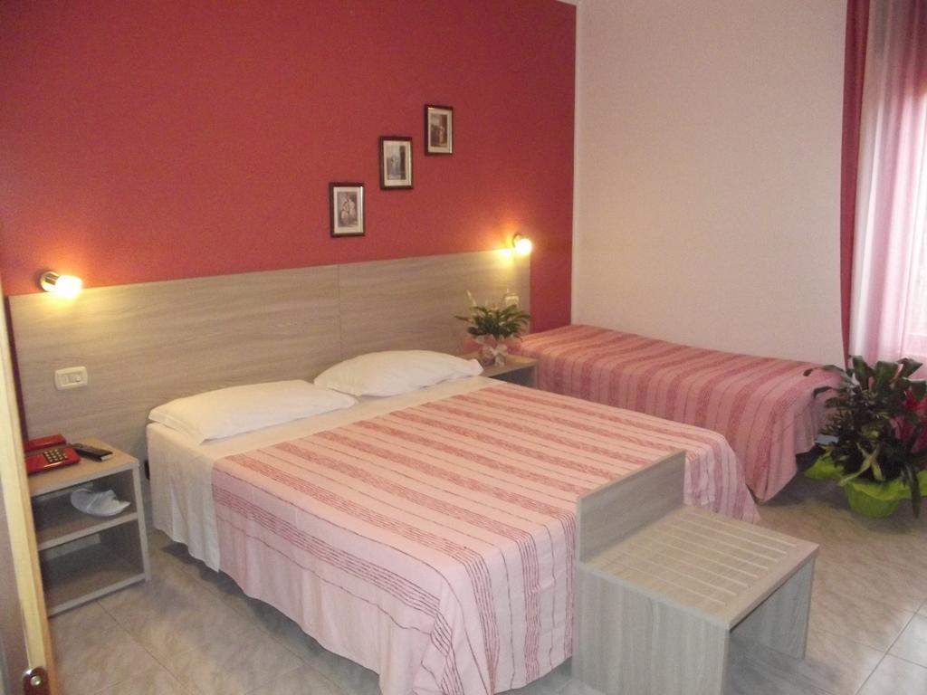 Hotel Piccadilly มอนเตกาตินี แตร์เม ภายนอก รูปภาพ
