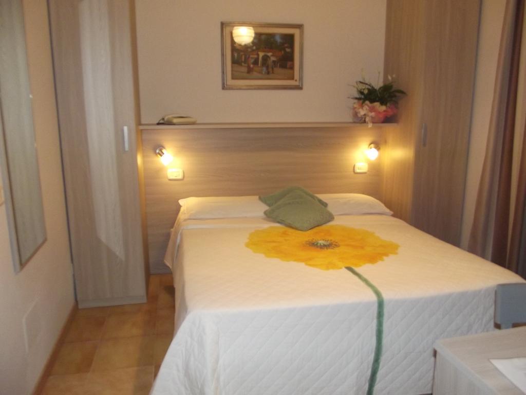 Hotel Piccadilly มอนเตกาตินี แตร์เม ภายนอก รูปภาพ