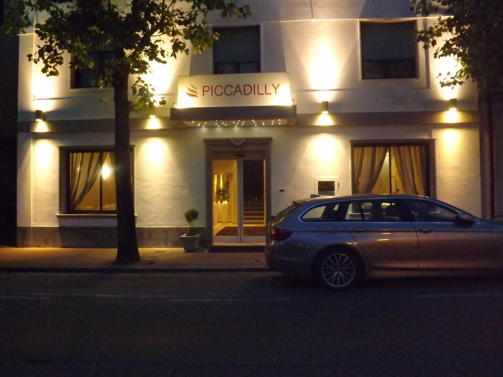 Hotel Piccadilly มอนเตกาตินี แตร์เม ภายนอก รูปภาพ