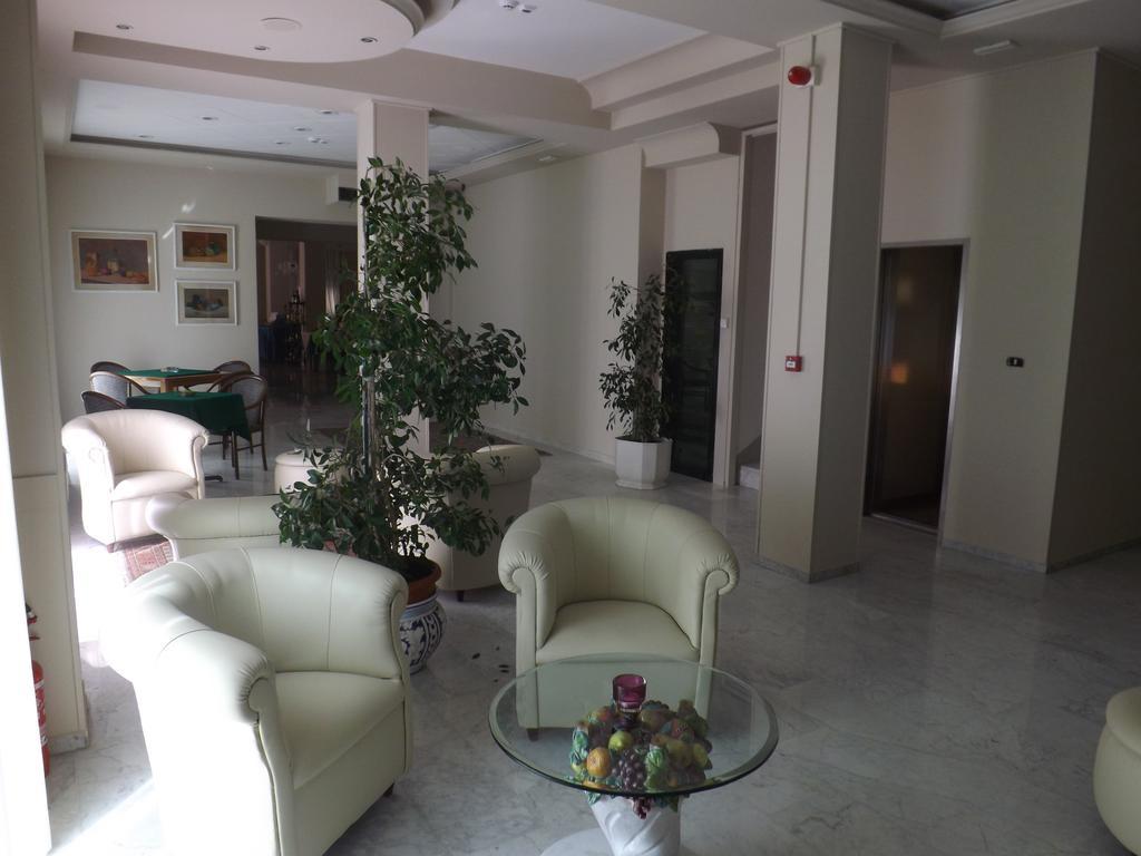 Hotel Piccadilly มอนเตกาตินี แตร์เม ภายนอก รูปภาพ