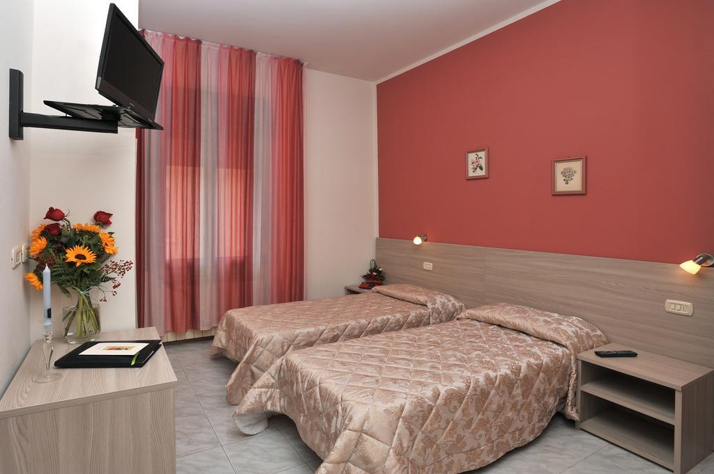 Hotel Piccadilly มอนเตกาตินี แตร์เม ภายนอก รูปภาพ