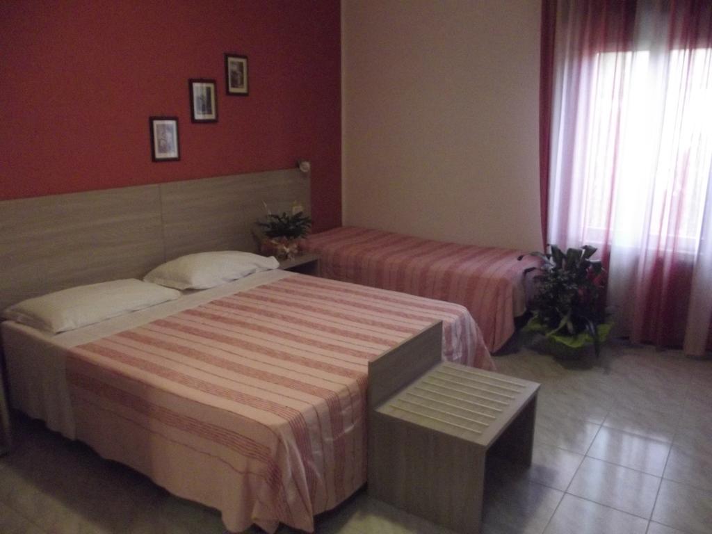 Hotel Piccadilly มอนเตกาตินี แตร์เม ภายนอก รูปภาพ